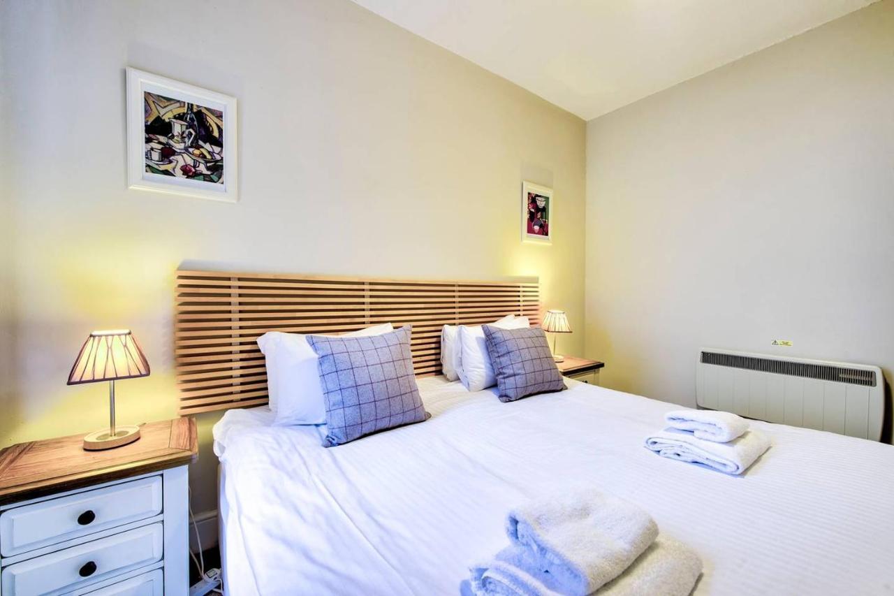 Joivy Charming Apt Close To City Centre Edinburg Exteriör bild