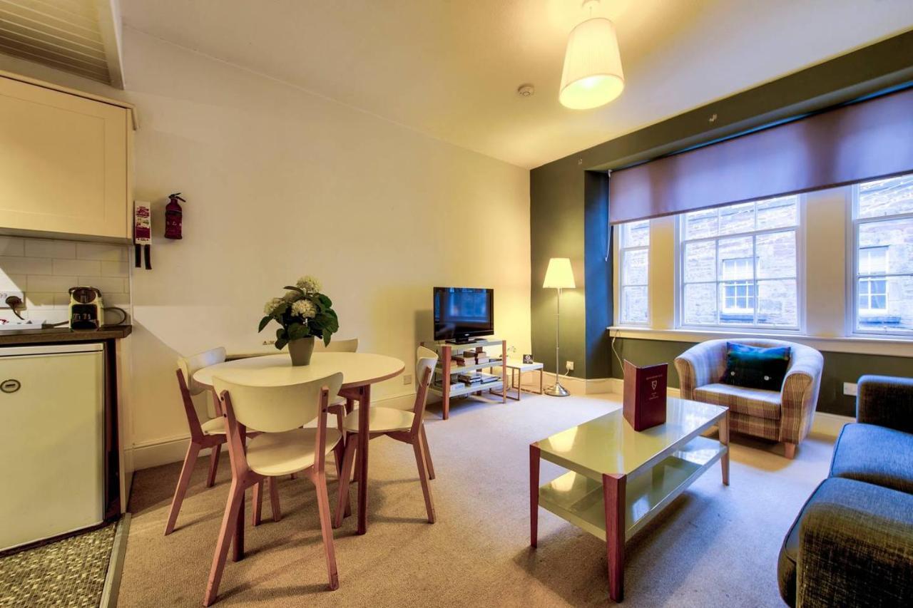Joivy Charming Apt Close To City Centre Edinburg Exteriör bild